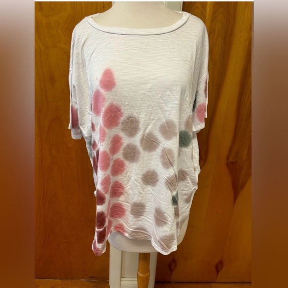 Anthropologie Tops - Anthropologie Pink and Green Tie-Dye Short Sleeve Tee M